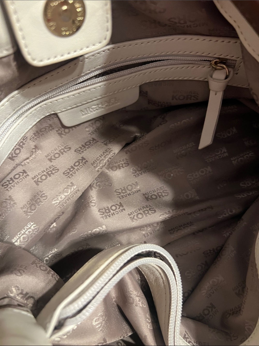 Michael Kors Cream and Brown Leather Shoulder Bag - Picture 13 of 14